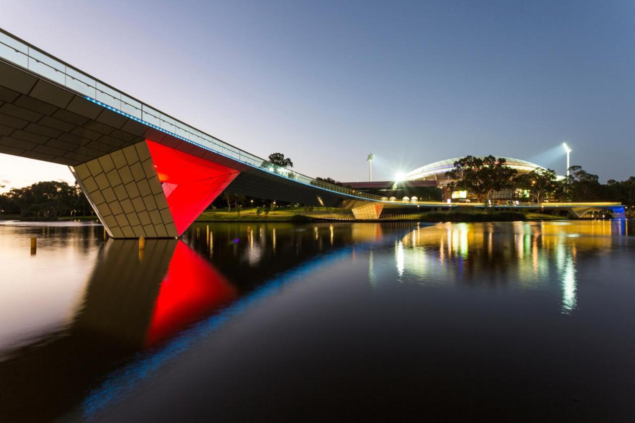 Oval Hotel At Adelaide Oval Экстерьер фото The Australian Institute of Sport, the home of Australian Institute of Sport, is located in the Australian Capital Territory.